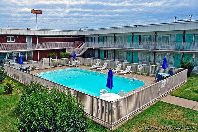 Hotel Econo West I-24 Paducah
